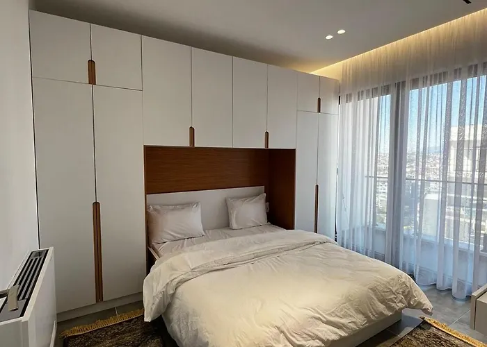 Comfort Xll * 地拉那